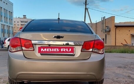 Chevrolet Cruze II, 2011 год, 685 000 рублей, 6 фотография