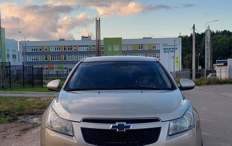 Chevrolet Cruze II, 2011 год, 685 000 рублей, 9 фотография