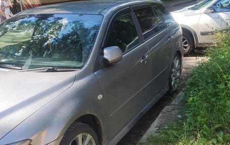 Mazda Atenza II, 2002 год, 280 000 рублей, 2 фотография