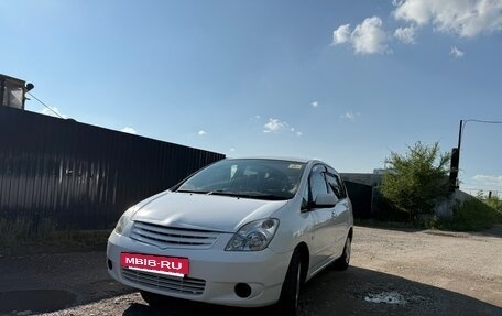 Toyota Corolla Spacio II, 2001 год, 400 000 рублей, 5 фотография