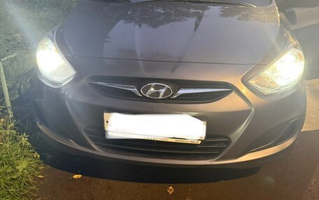 Hyundai Solaris II рестайлинг, 2012 год, 710 000 рублей, 3 фотография