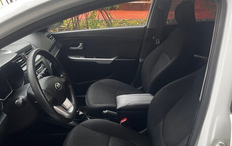 KIA Rio III рестайлинг, 2014 год, 700 000 рублей, 9 фотография