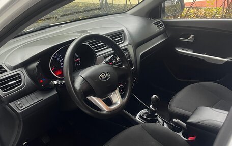 KIA Rio III рестайлинг, 2014 год, 700 000 рублей, 14 фотография