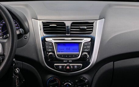 Hyundai Solaris II рестайлинг, 2012 год, 699 000 рублей, 11 фотография
