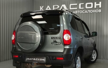Chevrolet Niva I рестайлинг, 2018 год, 760 000 рублей, 2 фотография