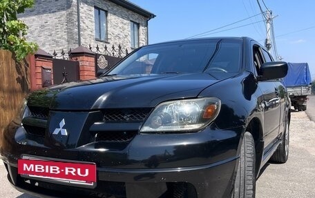 Mitsubishi Outlander III рестайлинг 3, 2002 год, 530 000 рублей, 2 фотография