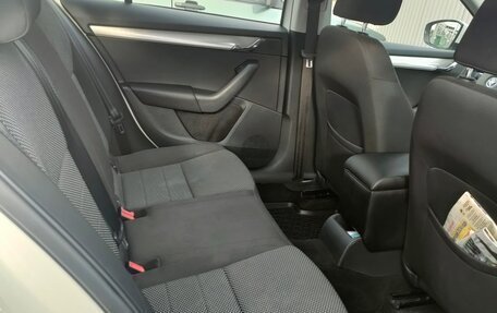 Skoda Fabia II, 2013 год, 585 000 рублей, 5 фотография