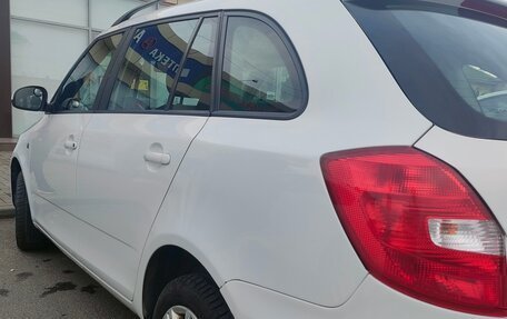 Skoda Fabia II, 2013 год, 585 000 рублей, 4 фотография