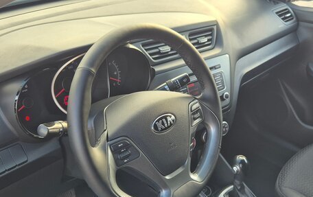 KIA Rio III рестайлинг, 2015 год, 1 090 000 рублей, 12 фотография
