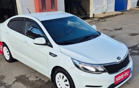 KIA Rio III рестайлинг, 2015 год, 1 090 000 рублей, 10 фотография