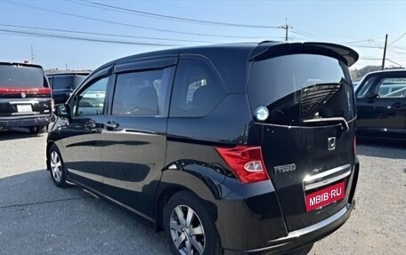 Honda Freed I, 2010 год, 750 000 рублей, 5 фотография