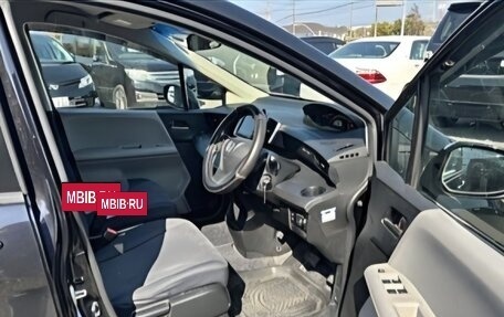 Honda Freed I, 2010 год, 750 000 рублей, 10 фотография