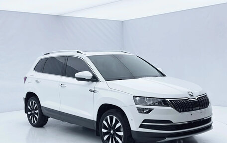 Skoda Karoq I, 2022 год, 1 790 005 рублей, 2 фотография