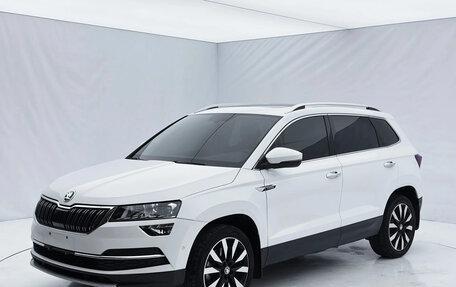 Skoda Karoq I, 2022 год, 1 790 005 рублей, 1 фотография