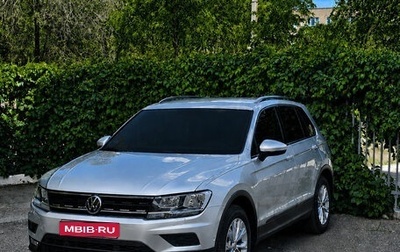 Volkswagen Tiguan II, 2018 год, 2 000 000 рублей, 1 фотография
