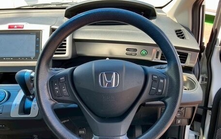 Honda Freed I, 2014 год, 860 000 рублей, 13 фотография