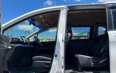 Honda Freed I, 2014 год, 860 000 рублей, 14 фотография