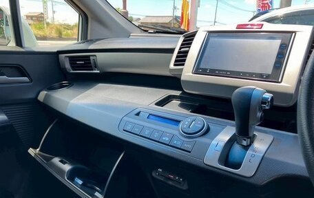Honda Freed I, 2014 год, 860 000 рублей, 22 фотография