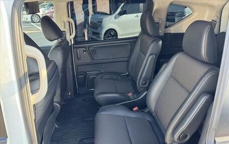 Honda Freed II, 2022 год, 1 200 000 рублей, 12 фотография