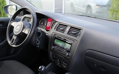 Volkswagen Jetta VI, 2013 год, 840 000 рублей, 10 фотография