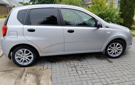 Chevrolet Aveo III, 2010 год, 395 000 рублей, 2 фотография