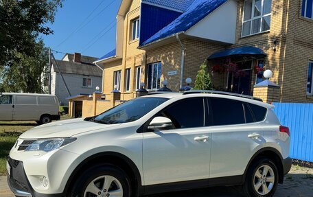 Toyota RAV4, 2013 год, 2 000 000 рублей, 3 фотография