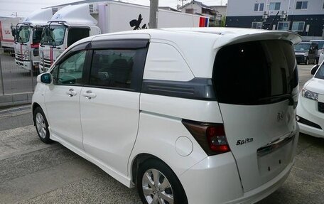 Honda Freed I, 2014 год, 845 000 рублей, 2 фотография