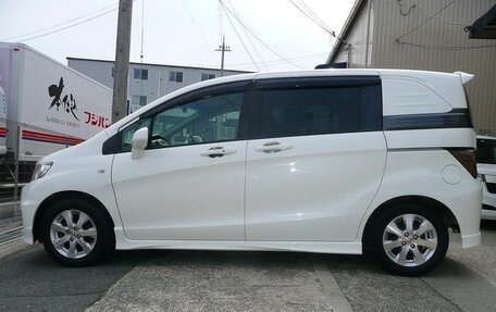 Honda Freed I, 2014 год, 845 000 рублей, 7 фотография