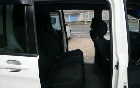 Honda Freed I, 2014 год, 845 000 рублей, 13 фотография