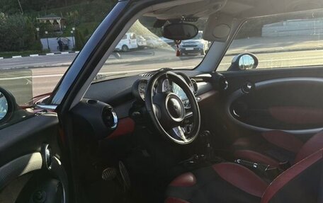 MINI Hatch, 2010 год, 900 000 рублей, 2 фотография