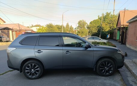 Mitsubishi Outlander III рестайлинг 3, 2012 год, 1 256 000 рублей, 2 фотография