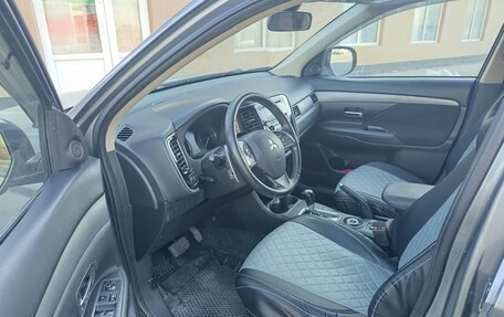 Mitsubishi Outlander III рестайлинг 3, 2012 год, 1 256 000 рублей, 8 фотография