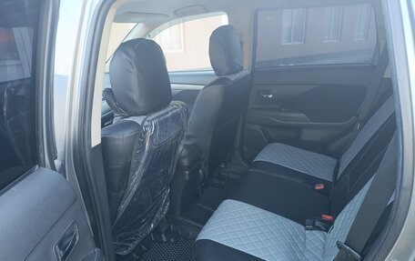 Mitsubishi Outlander III рестайлинг 3, 2012 год, 1 256 000 рублей, 7 фотография