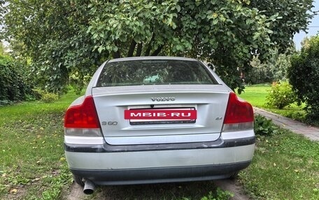 Volvo S60 III, 2001 год, 550 000 рублей, 2 фотография