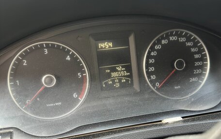 Volkswagen Transporter T5 рестайлинг, 2010 год, 1 170 000 рублей, 10 фотография