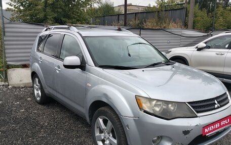 Mitsubishi Outlander III рестайлинг 3, 2006 год, 890 000 рублей, 3 фотография