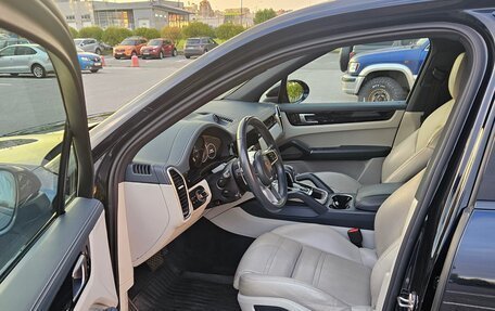 Porsche Cayenne III, 2019 год, 5 600 000 рублей, 10 фотография