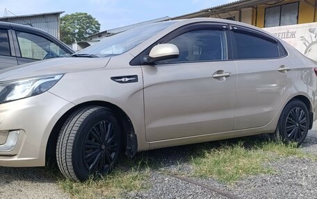 KIA Rio III рестайлинг, 2011 год, 700 000 рублей, 2 фотография