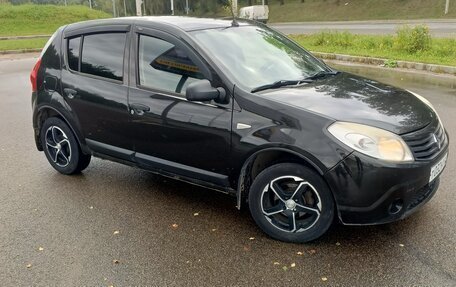 Renault Sandero I, 2012 год, 380 000 рублей, 4 фотография