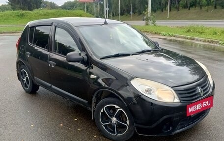 Renault Sandero I, 2012 год, 380 000 рублей, 5 фотография