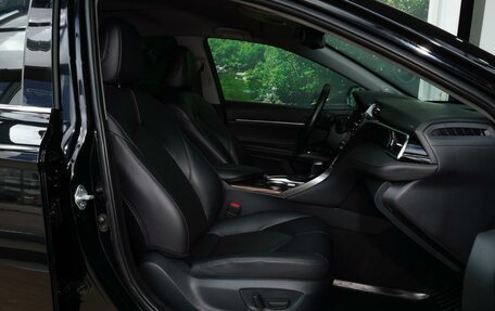 Toyota Camry, 2020 год, 2 598 000 рублей, 10 фотография