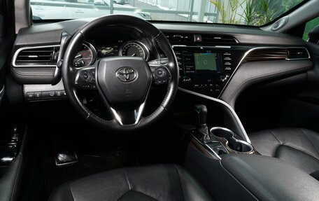 Toyota Camry, 2020 год, 2 598 000 рублей, 8 фотография