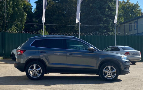 Skoda Karoq I, 2020 год, 2 090 000 рублей, 8 фотография