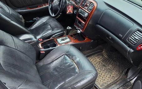 Hyundai Sonata IV рестайлинг, 2005 год, 300 000 рублей, 3 фотография