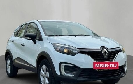 Renault Kaptur I рестайлинг, 2020 год, 1 390 000 рублей, 2 фотография