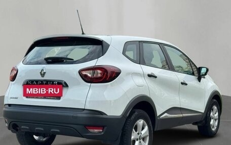 Renault Kaptur I рестайлинг, 2020 год, 1 390 000 рублей, 6 фотография