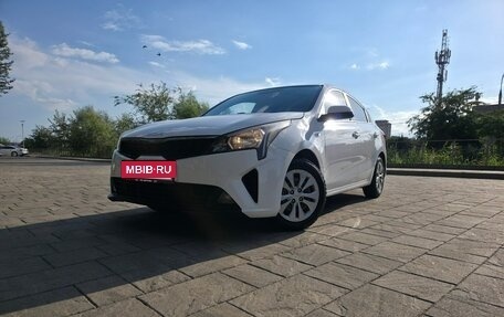 KIA Rio IV, 2021 год, 1 200 000 рублей, 2 фотография