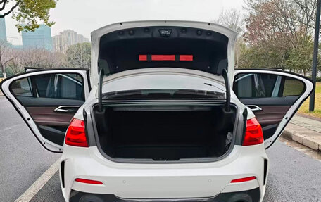 BMW 1 серия, 2022 год, 1 740 000 рублей, 8 фотография