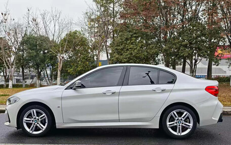BMW 1 серия, 2022 год, 1 740 000 рублей, 7 фотография