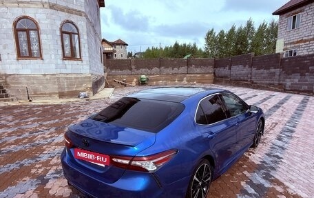 Toyota Camry, 2017 год, 1 699 000 рублей, 10 фотография